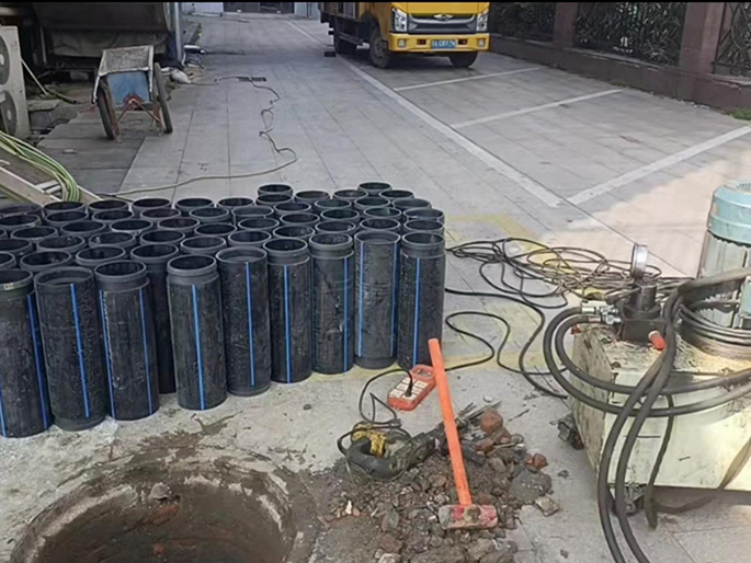 礼泉PE置换管厂家 DN315置换管 非开挖管短管置换